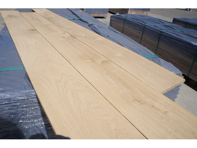81,16 m² eiken planchetten 14mm - afbeelding 7 van  7