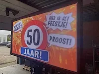 82” viplex led-panel op aanhangwagen - afbeelding 11 van  11