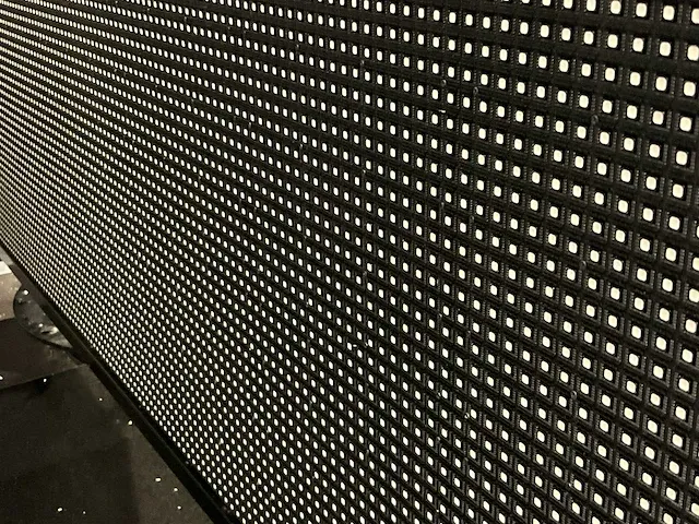 82” viplex led-panel op aanhangwagen - afbeelding 7 van  11