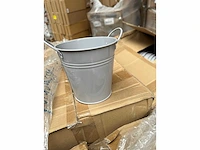 840x home studio - garden - emmer - flower boxes - afbeelding 5 van  9