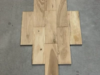 84,96 m2 eiken massief parket 60x12 cm