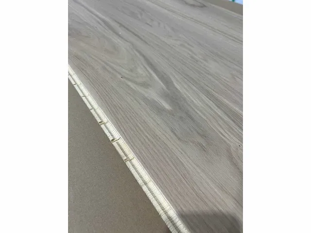 85,86 m2 eiken meerlagen parket 363 - afbeelding 2 van  3