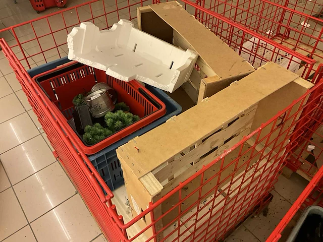 85x europallet + 4x palletkooi - afbeelding 3 van  8