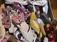 87 diverse zomerschoenen - afbeelding 4 van  5