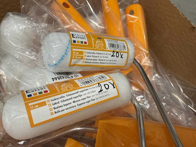 88 x schildersgereedschap - afbeelding 3 van  8