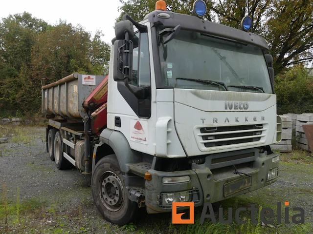 [8904-00098] iveco 260e/h/8 vrachtwagen - afbeelding 1 van  34
