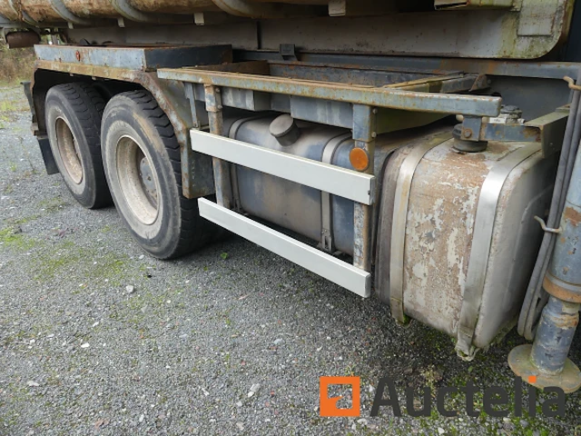 [8904-00098] iveco 260e/h/8 vrachtwagen - afbeelding 14 van  34