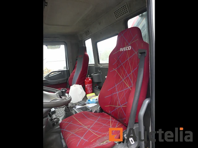 [8904-00098] iveco 260e/h/8 vrachtwagen - afbeelding 24 van  34