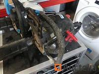 [8904-029] 2 kettingzagen en veiligheidsuitrusting - afbeelding 1 van  16