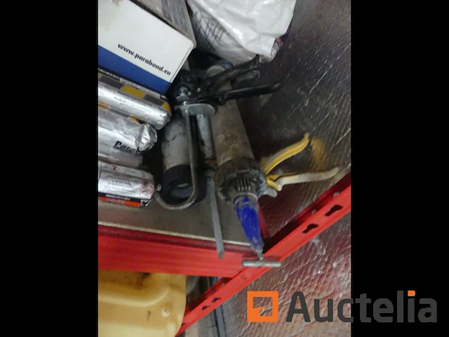 [8904-031] plank met zijn inhoud - afbeelding 5 van  14
