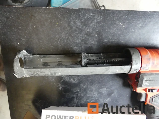 [8904-059]20v schroevendraaiers, 40v bolter, lijmpistool en 20v schuurmachine - afbeelding 7 van  12