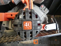 [8904-060]20v decoupeerzaag, 40v cirkelzaag en 40v power plus slijpmachine - afbeelding 2 van  13