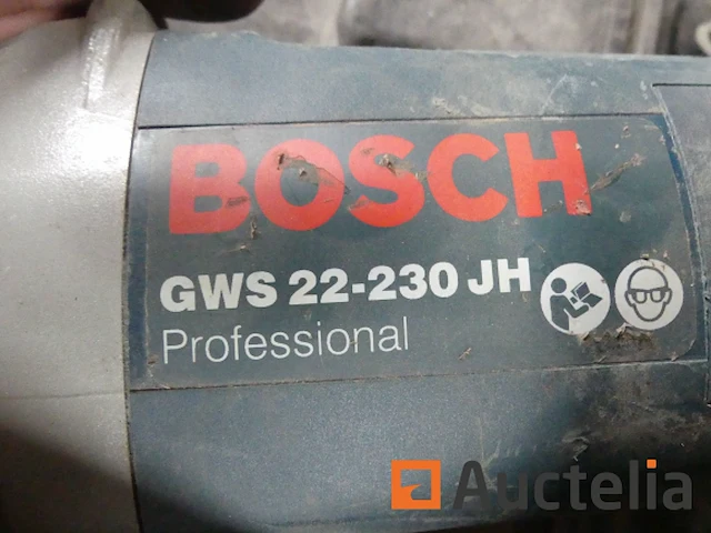 [8904-067] 2 slijpmachines (bosch, titan) - afbeelding 1 van  11