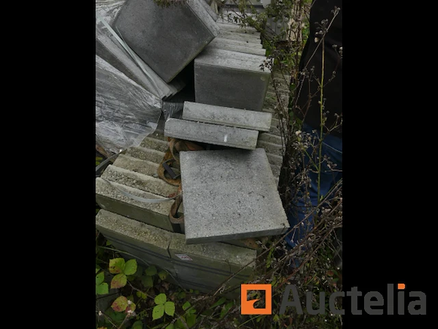 [8904-119] 100 vloertegels met reliëf 30cm x 30cm x 6cm pellet - afbeelding 2 van  5