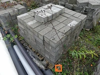[8904-121]verkoop van diverse cement- en natuurklinkers, 15 pallets - afbeelding 15 van  17