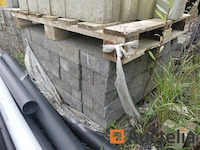 [8904-121]verkoop van diverse cement- en natuurklinkers, 15 pallets - afbeelding 17 van  17