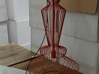 ±8dozen x 1st designlamp draad rood 45x45x77 cm - afbeelding 1 van  4