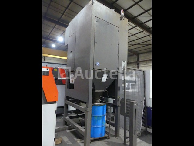 8m co² lasersnijmachine met koeler en dampzuiging bystronic bylaser 6000 - afbeelding 5 van  31