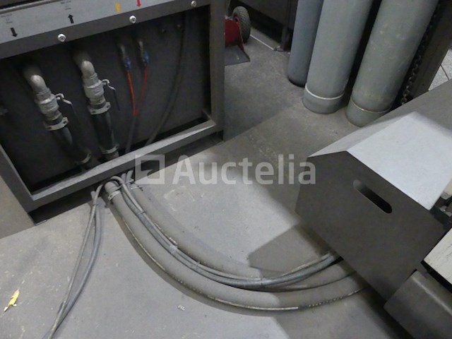 8m co² lasersnijmachine met koeler en dampzuiging bystronic bylaser 6000 - afbeelding 10 van  31