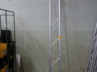 8x alu truss