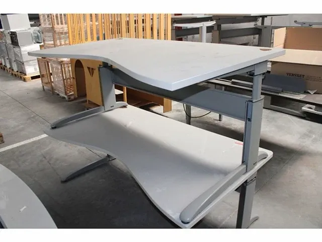 8x bureau steelcase - afbeelding 1 van  7
