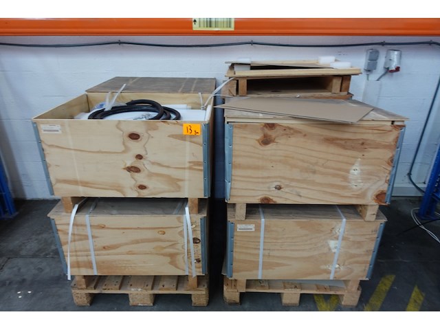 8x laadstation newmotion - afbeelding 1 van  5