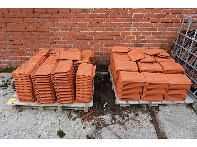 8x pallet dakpannen - afbeelding 2 van  4