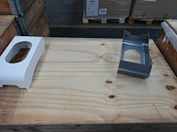 8x pallet metalen onderdelen laadpaalproductie - afbeelding 3 van  4