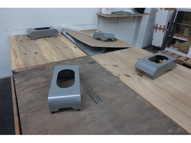 8x pallet metalen onderdelen laadpaalproductie - afbeelding 4 van  4