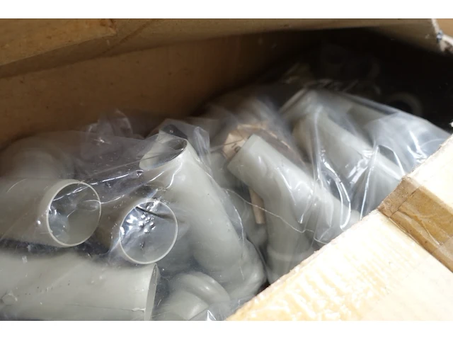 8x pallet sanitair toebehoren - afbeelding 3 van  24