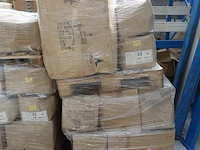 8x pallet sanitair toebehoren - afbeelding 8 van  24