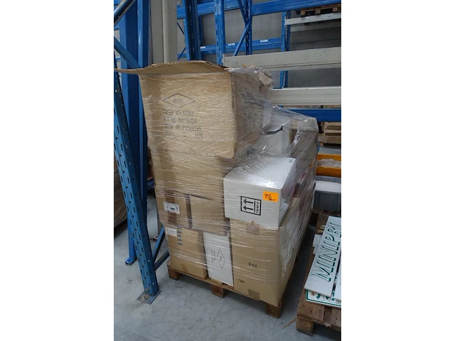 8x pallet sanitair toebehoren - afbeelding 13 van  24