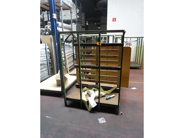 8x stapelbare metalen bak - afbeelding 1 van  7