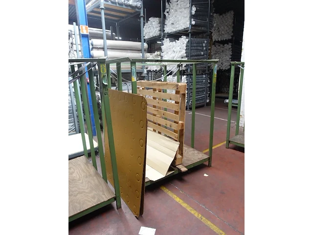 8x stapelbare metalen bak - afbeelding 3 van  7