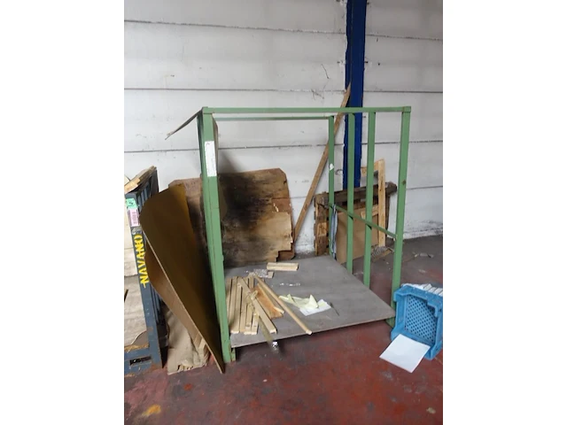 8x stapelbare metalen bak - afbeelding 6 van  7