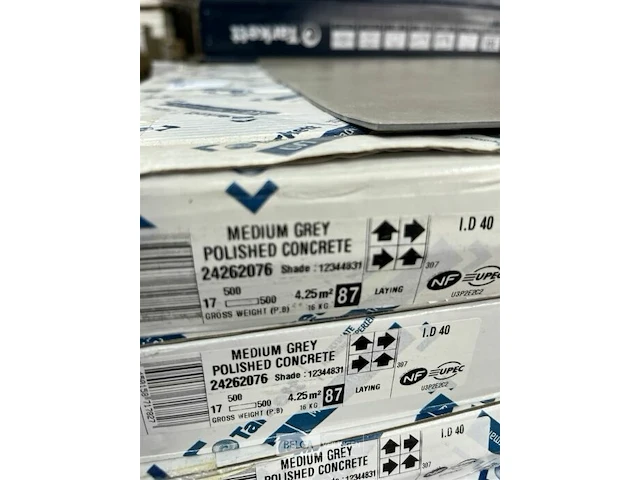 8x vinyl tarkett medium grey - afbeelding 2 van  4