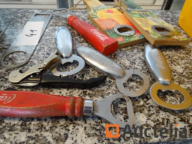 9 antieke flesopeners - afbeelding 3 van  4