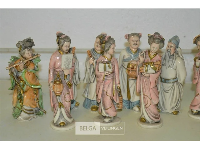 ±9 chinese beeldjes ±14cm hoog - afbeelding 2 van  5