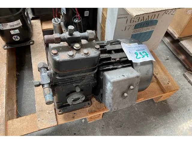 9 compressoren - afbeelding 3 van  3