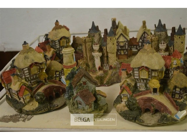 ±9 div deco huisjes - afbeelding 2 van  5