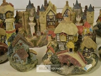 ±9 div deco huisjes - afbeelding 3 van  5