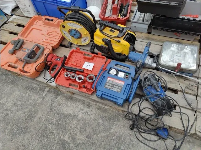 9 diverse powertools - afbeelding 1 van  10