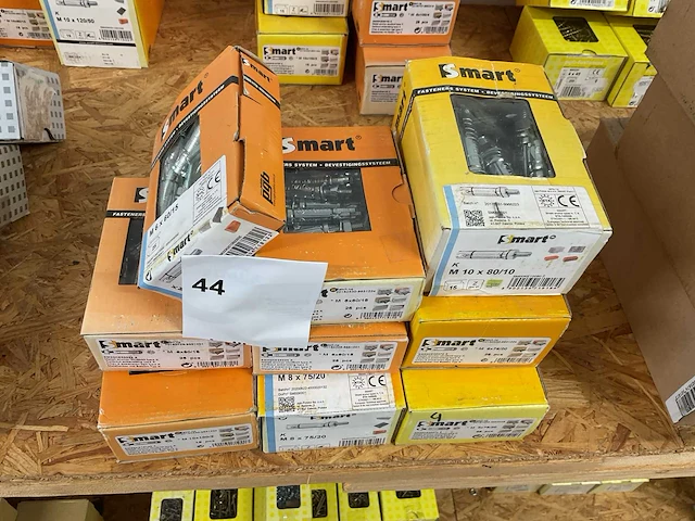 9 dozen ankerbouten - afbeelding 1 van  4
