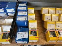 9 dozen blitsnagels; nagelpluggen - afbeelding 1 van  10