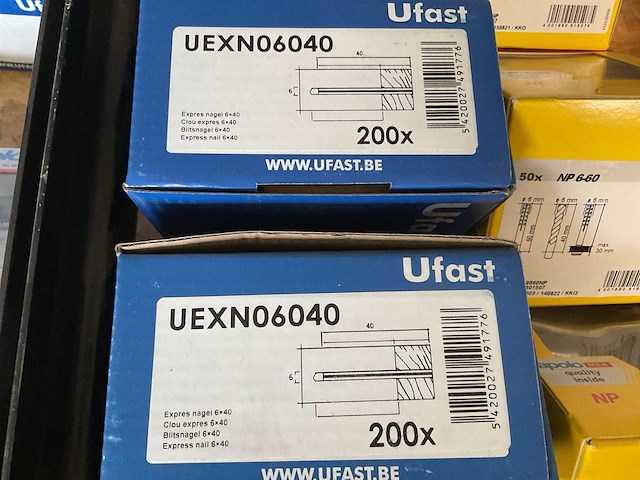 9 dozen blitsnagels; nagelpluggen - afbeelding 6 van  10