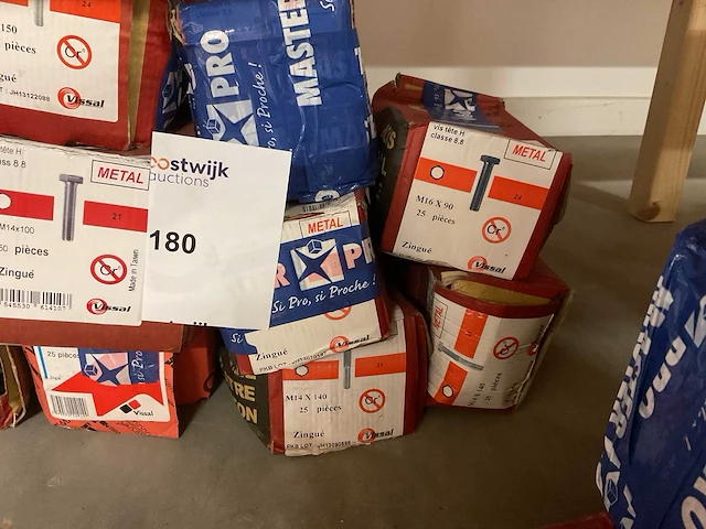 9 dozen bouten - afbeelding 2 van  4