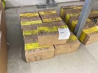 9 dozen bouten - afbeelding 3 van  3