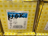 9 dozen dakschroeven - afbeelding 4 van  4