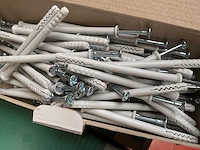 9 dozen slag pluggen - afbeelding 4 van  5