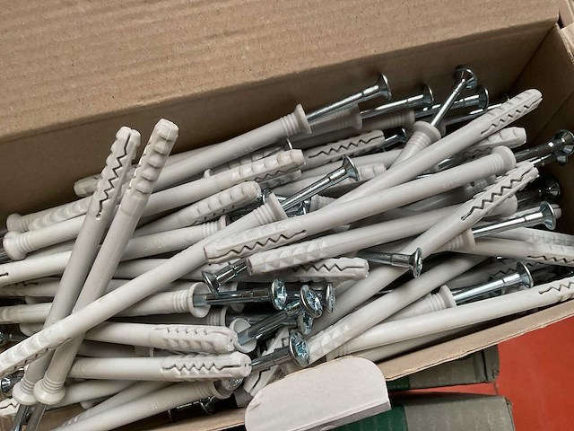 9 dozen slag pluggen - afbeelding 3 van  5